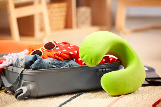 Must-have Travelling Essentials for Summer Trip
